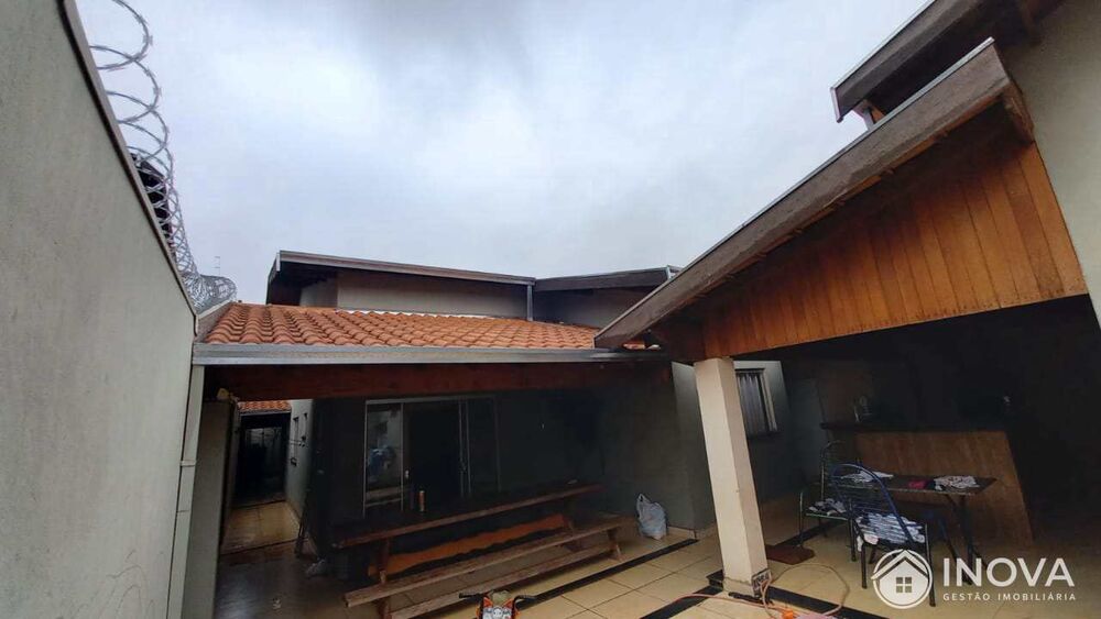 Casa, 2 quartos, 270 m² - Foto 18