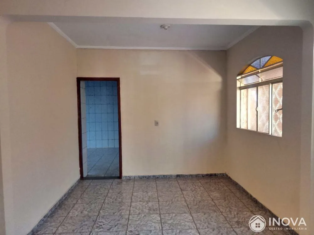 Casa, 3 quartos, 170 m² - Foto 2