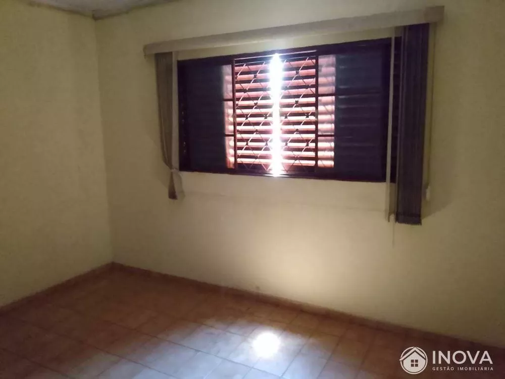 Apartamento à venda com 2 quartos, 180m² - Foto 4