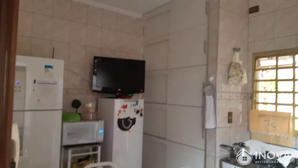 Casa, 2 quartos, 185 m² - Foto 12