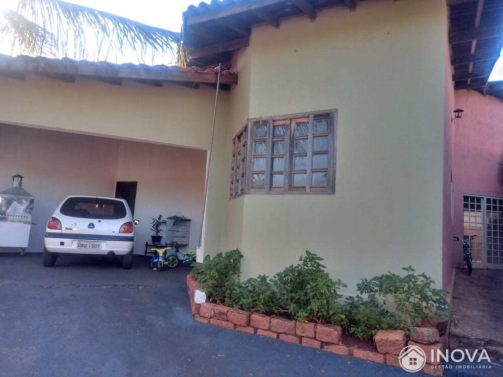 Casa, 2 quartos, 165 m² - Foto 1