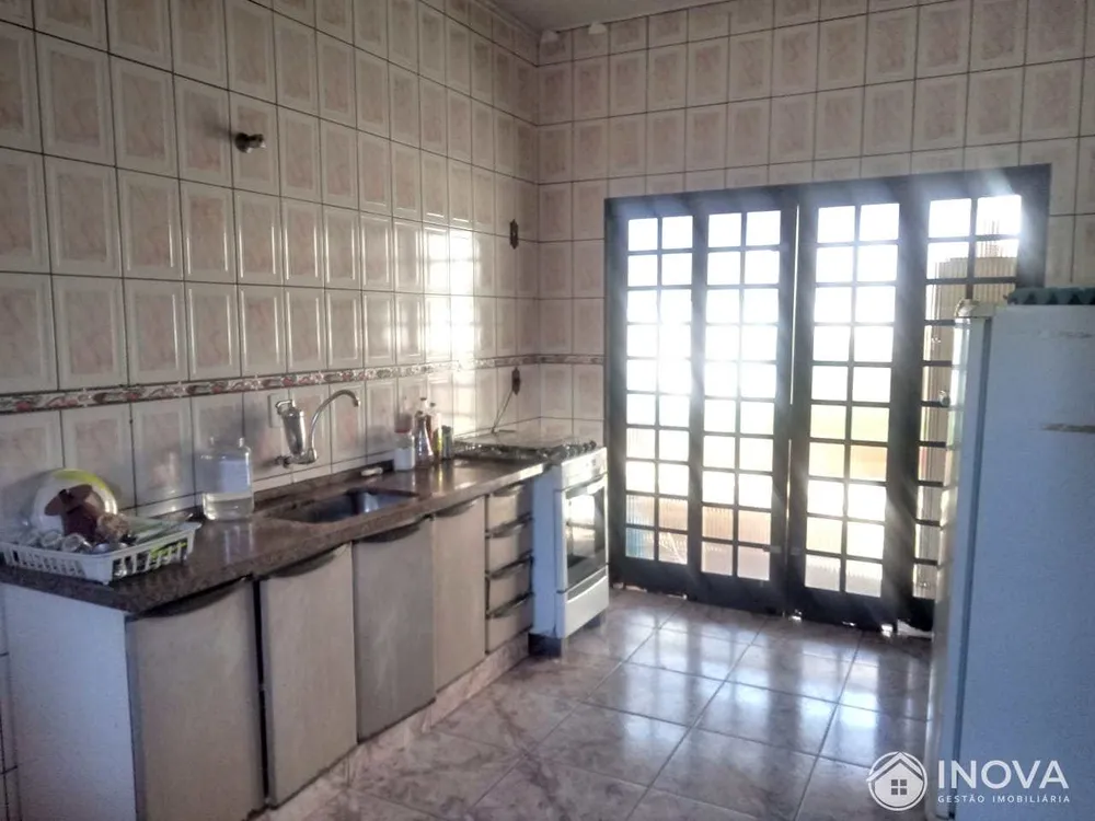 Casa, 2 quartos, 165 m² - Foto 15