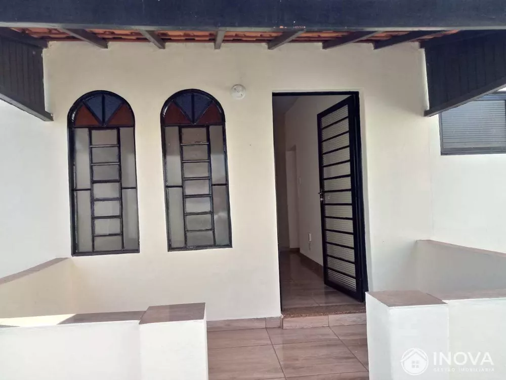 Casa à venda com 3 quartos, 140m² - Foto 4