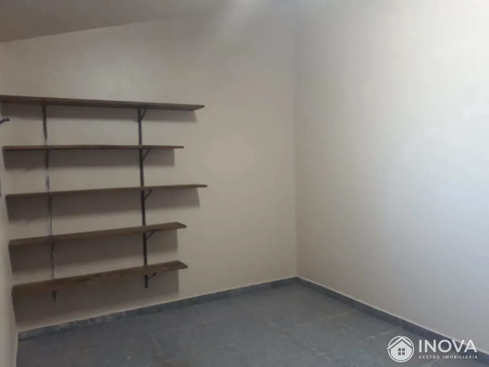 Sobrado, 3 quartos, 249 m² - Foto 2