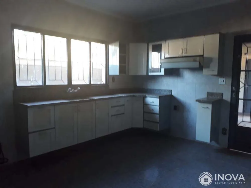 Sobrado, 3 quartos, 249 m² - Foto 13