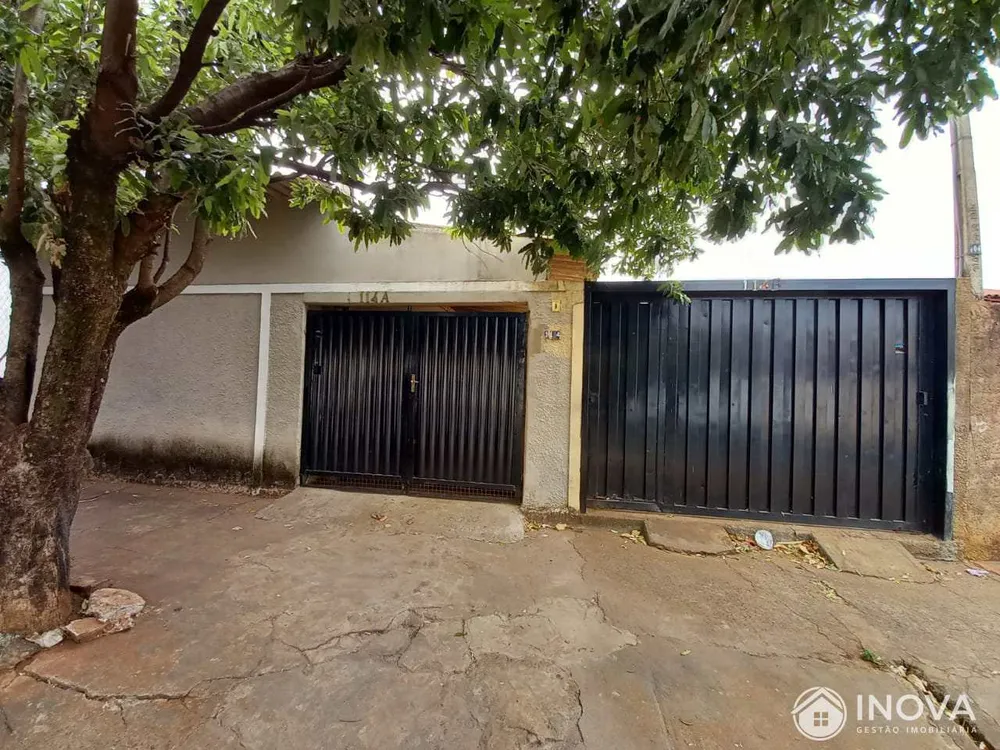 Casa, 5 quartos, 169 m² - Foto 1