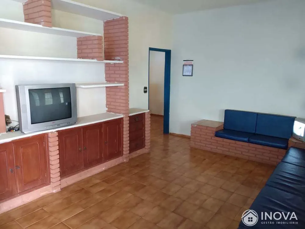 Chácara, 5 quartos, 5000 m² - Foto 11