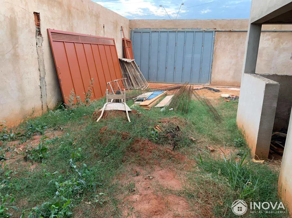 Casa à venda com 2 quartos, 100m² - Foto 3