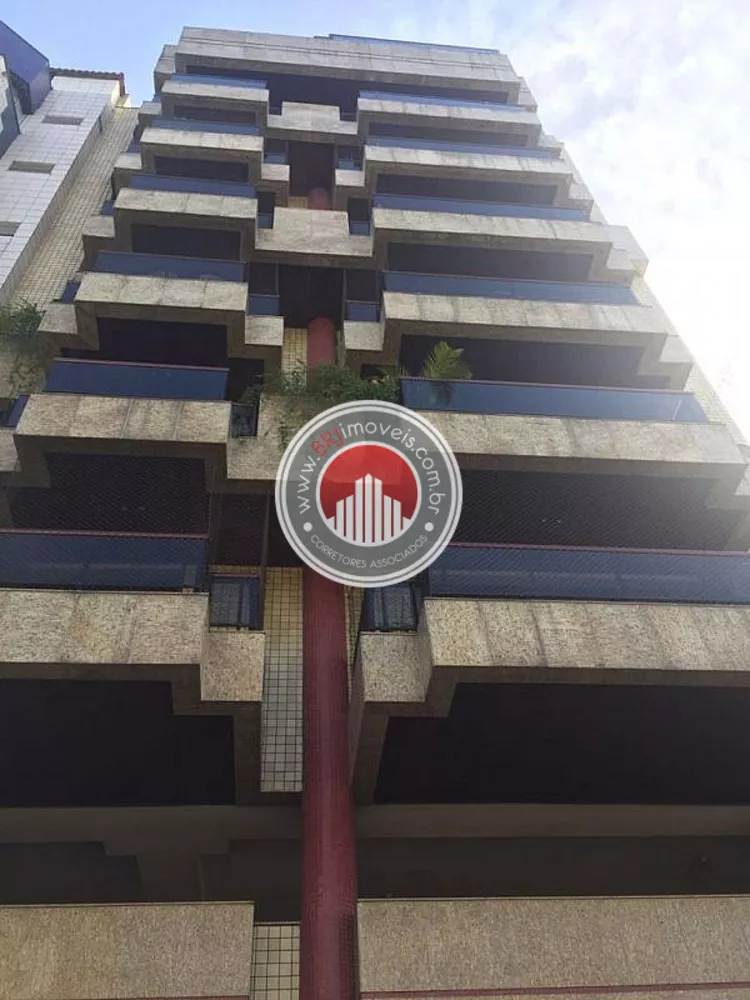 Apartamento, 3 quartos, 240 m² - Foto 2