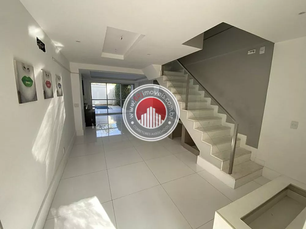 Casa, 3 quartos, 268 m² - Foto 58