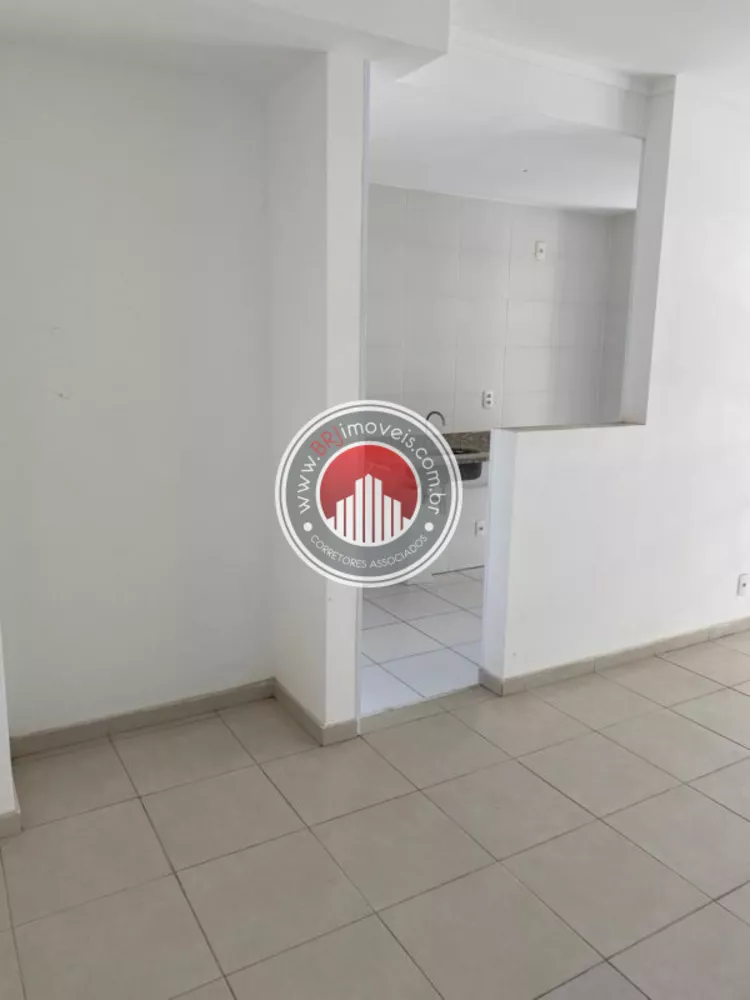 Apartamento à venda com 2 quartos, 66m² - Foto 28