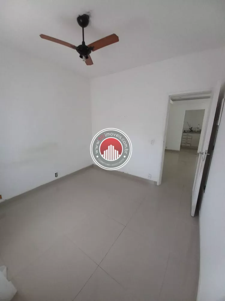 Apartamento à venda com 4 quartos, 70m² - Foto 3