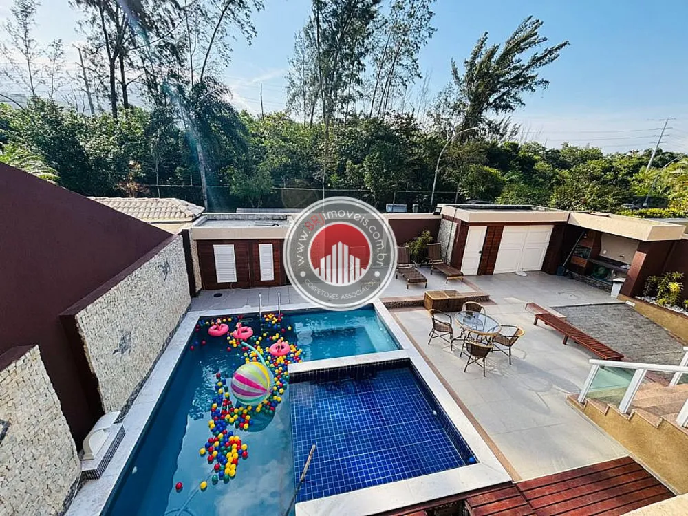 Casa, 6 quartos, 150 m² - Foto 2