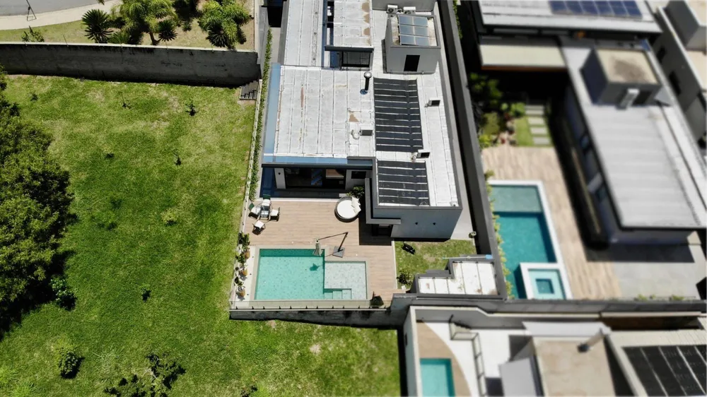 Casa, 3 quartos, 284 m² - Foto 2