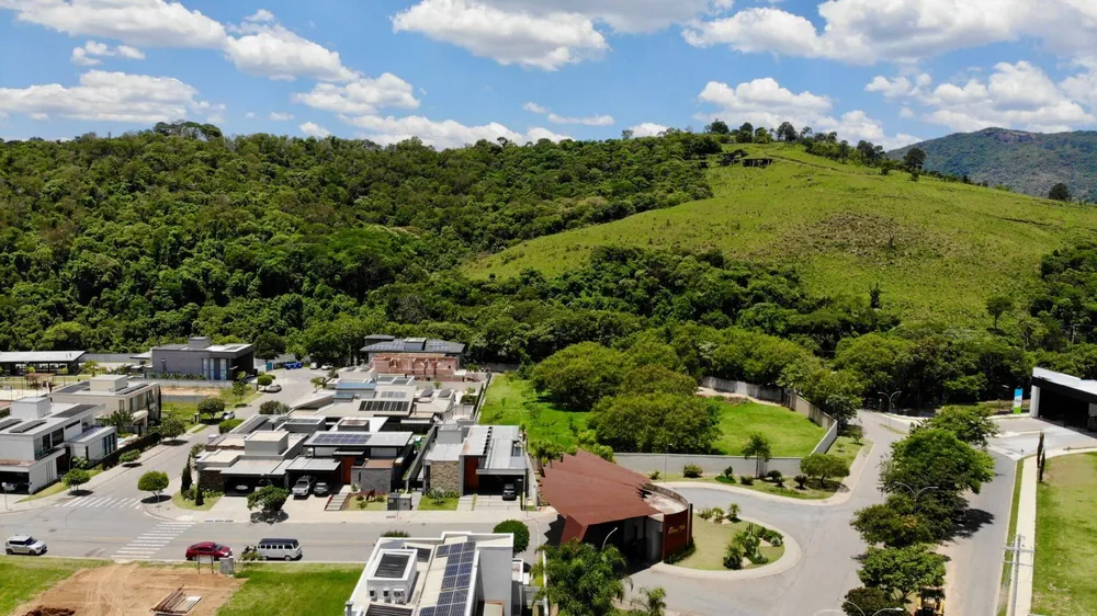 Casa, 3 quartos, 284 m² - Foto 1
