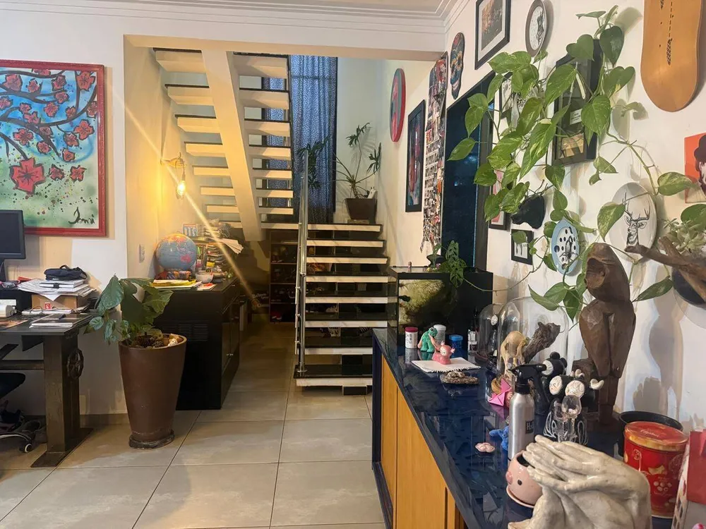 Casa, 3 quartos, 310 m² - Foto 2