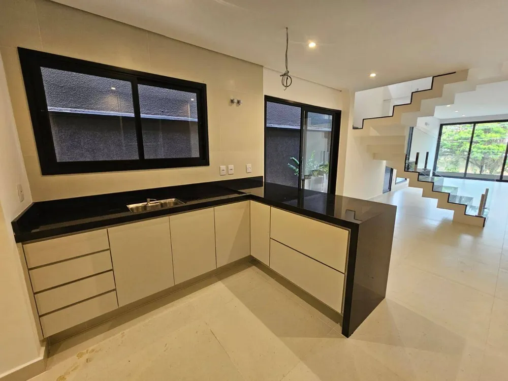 Casa, 3 quartos, 147 m² - Foto 3