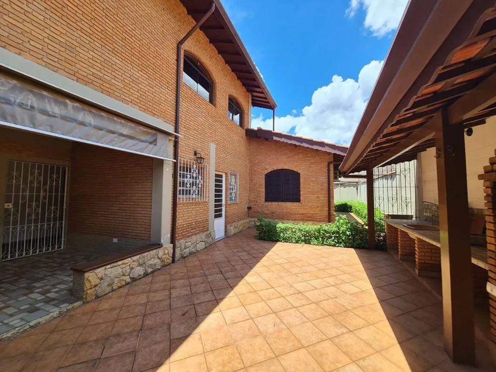 Casa, 3 quartos, 327 m² - Foto 3