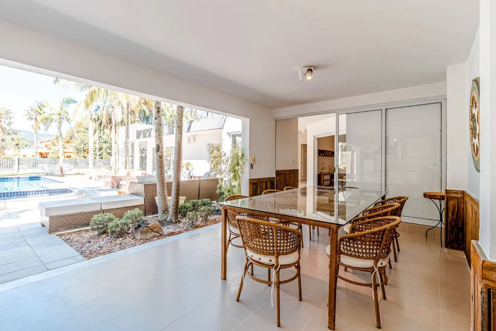 Casa, 4 quartos, 903 m² - Foto 1