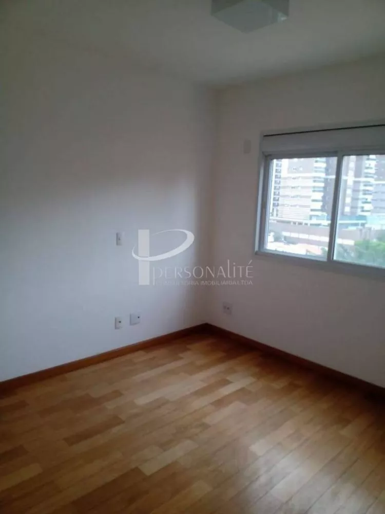 Apartamento à venda com 4 quartos, 180m² - Foto 5