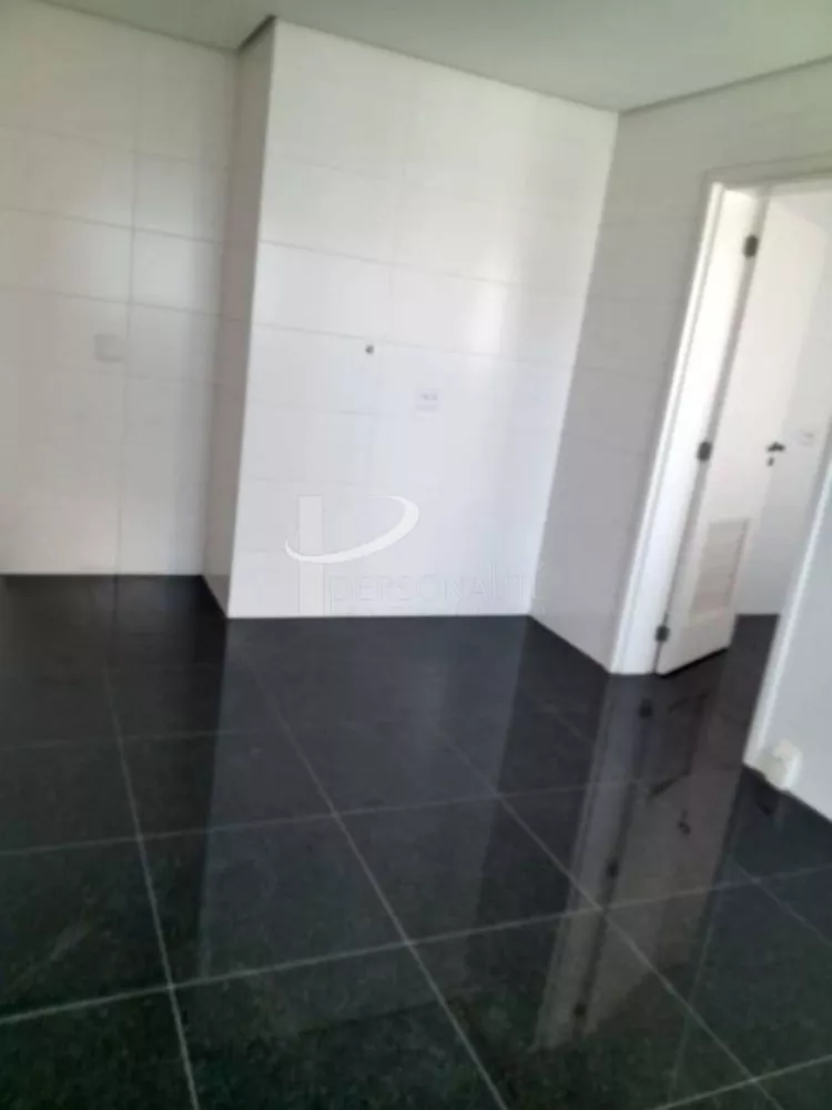 Apartamento à venda com 4 quartos, 180m² - Foto 8