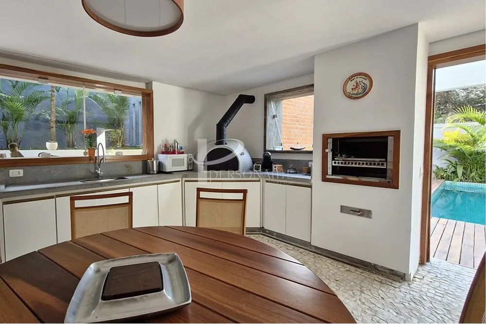 Casa, 3 quartos, 315 m² - Foto 3