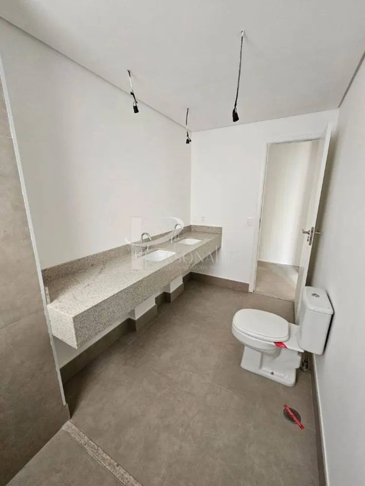 Apartamento, 3 quartos, 195 m² - Foto 2