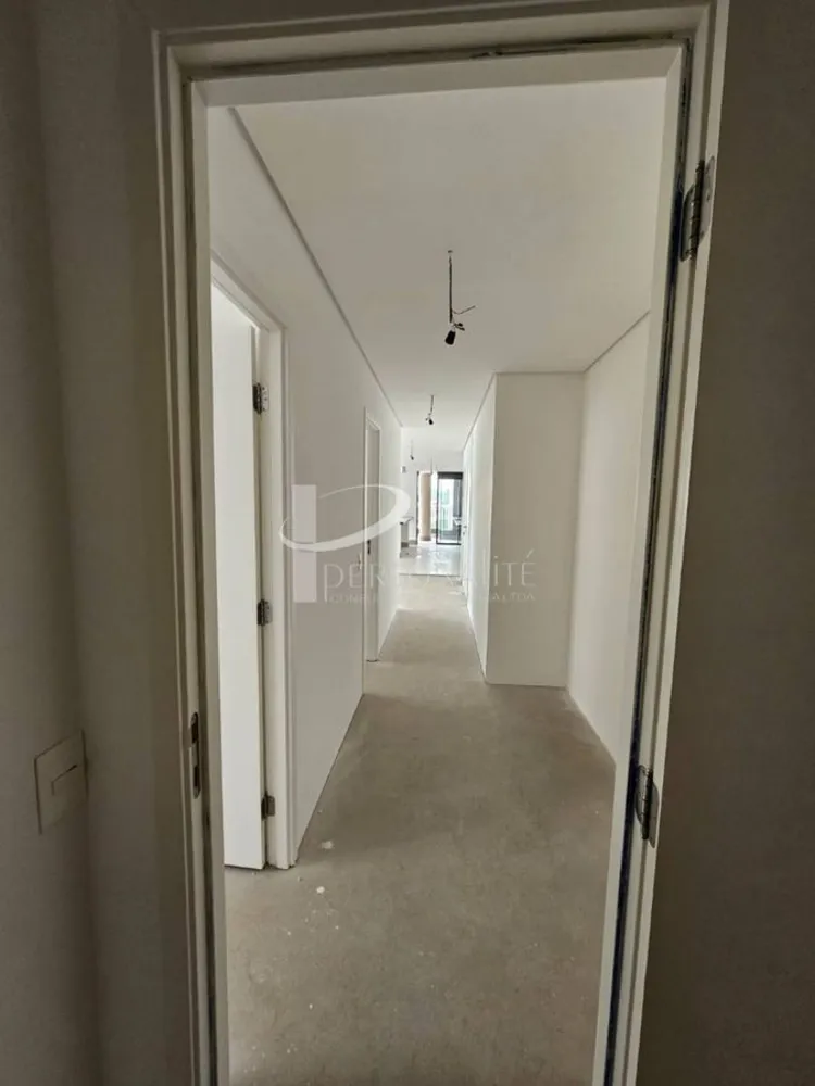 Apartamento, 3 quartos, 195 m² - Foto 4