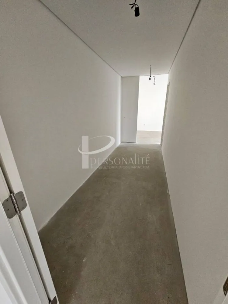 Apartamento, 3 quartos, 195 m² - Foto 1