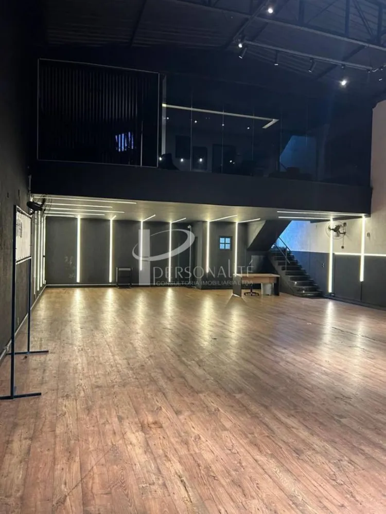 Loja-Salão, 200 m² - Foto 1