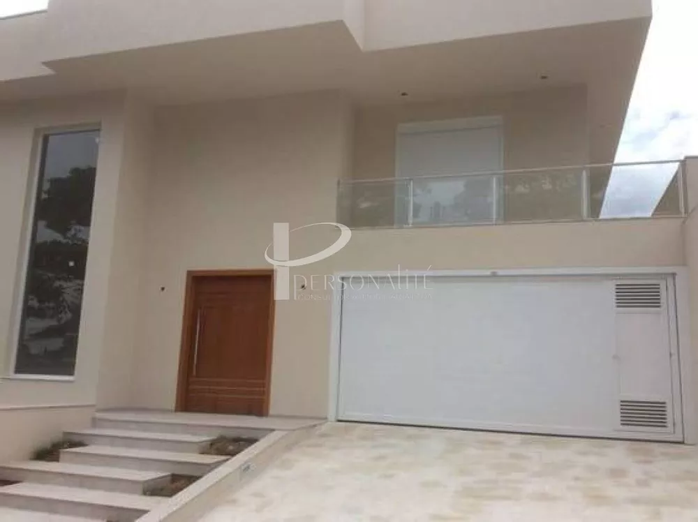 Casa à venda com 4 quartos, 406m² - Foto 1