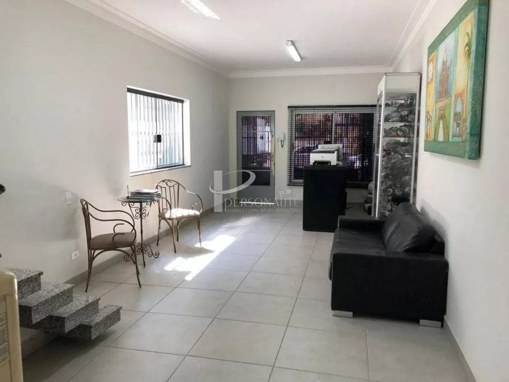 Sobrado à venda com 3 quartos, 300m² - Foto 4