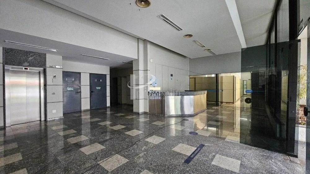 Loja-Salão, 3732 m² - Foto 1