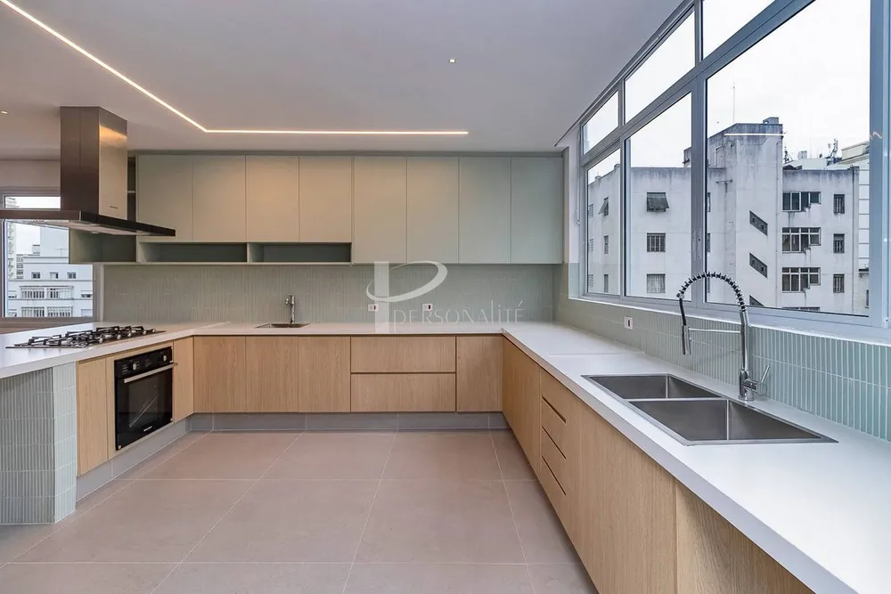 Apartamento, 3 quartos, 230 m² - Foto 1