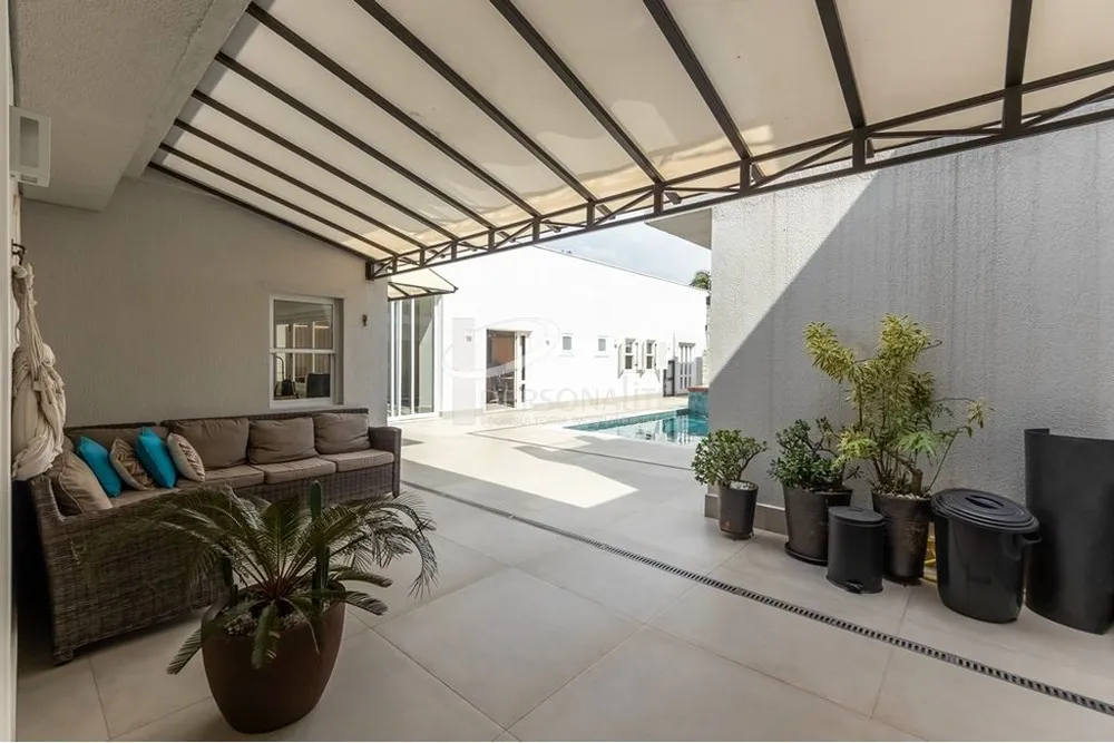 Casa, 4 quartos, 319 m² - Foto 1