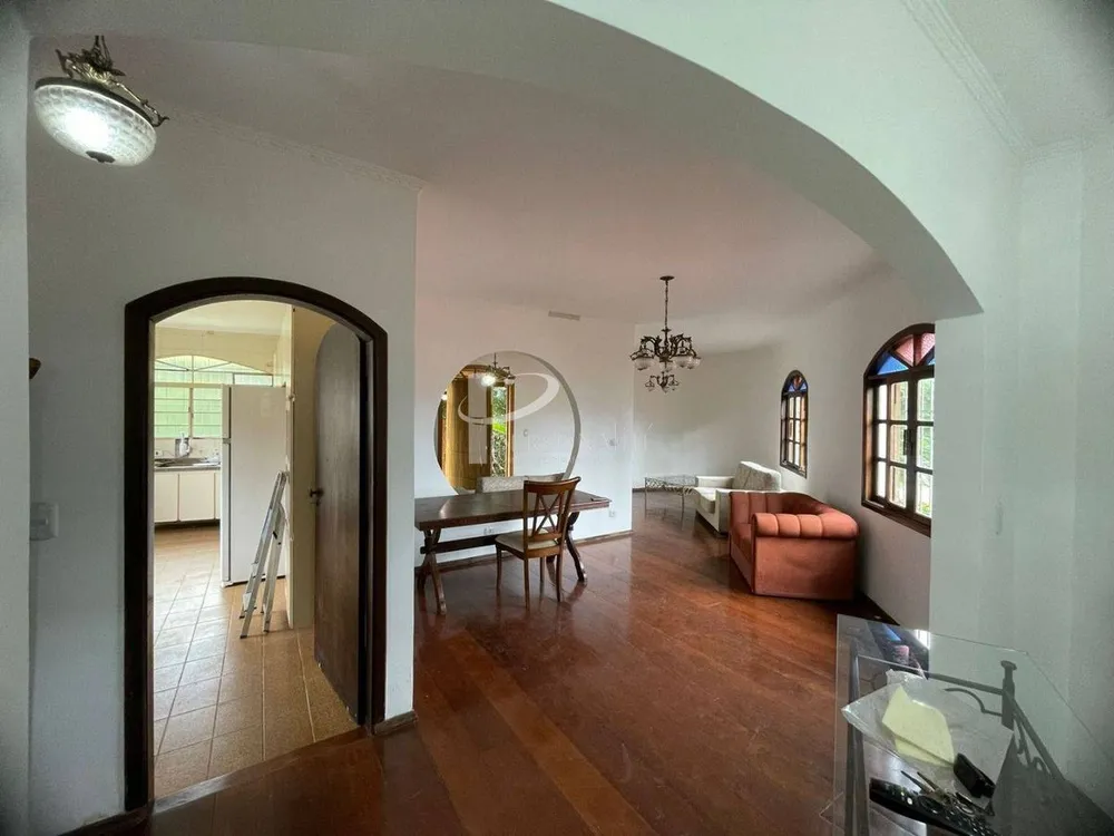 Casa, 5 quartos, 294 m² - Foto 2