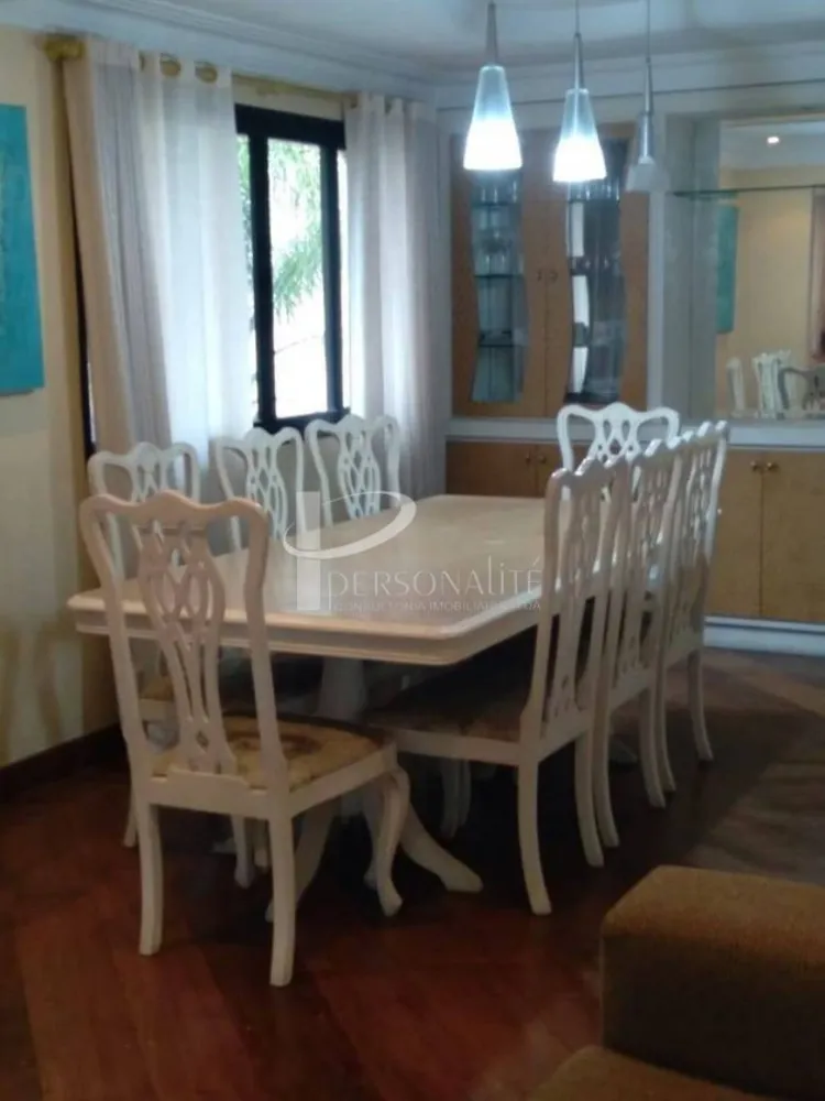 Apartamento, 3 quartos, 220 m² - Foto 2