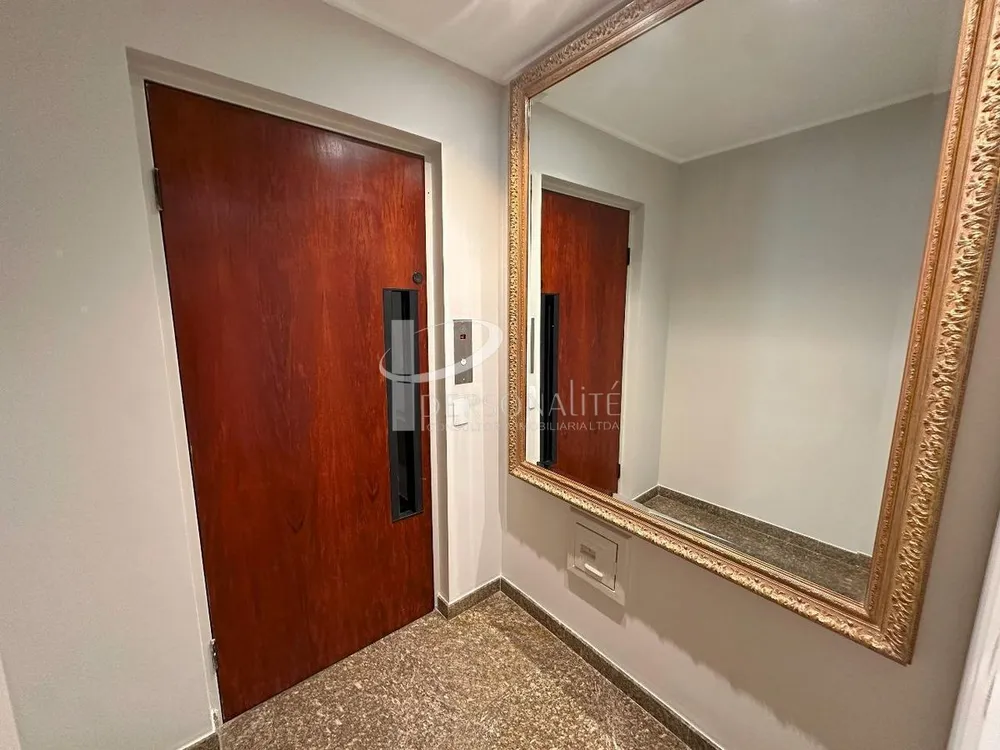 Apartamento, 4 quartos, 196 m² - Foto 2