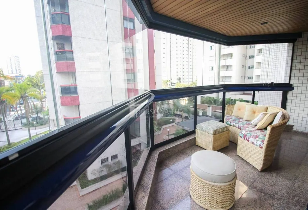 Apartamento, 3 quartos, 137 m² - Foto 1