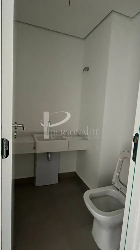 Apartamento, 3 quartos, 140 m² - Foto 1