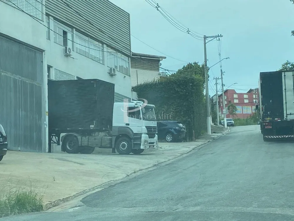 Depósito-Galpão, 2200 m² - Foto 2
