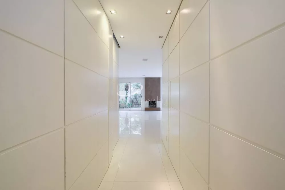 Casa à venda com 3 quartos, 372m² - Foto 3