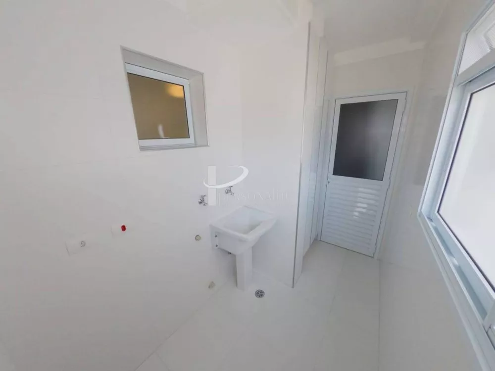 Apartamento à venda com 3 quartos, 104m² - Foto 2