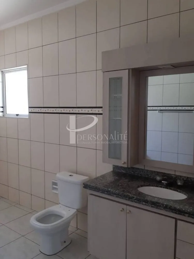 Sobrado, 3 quartos, 330 m² - Foto 1