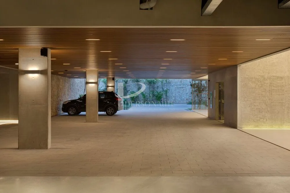 Cobertura, 3 quartos, 229 m² - Foto 1
