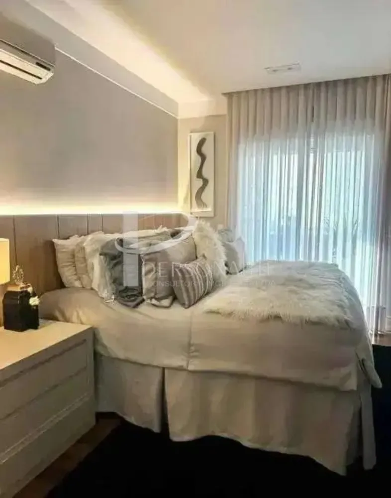 Apartamento, 3 quartos, 202 m² - Foto 1