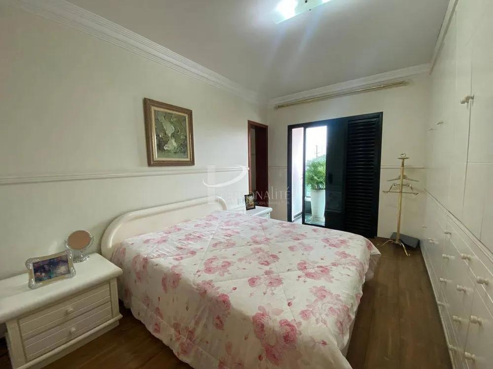 Apartamento, 4 quartos, 202 m² - Foto 1