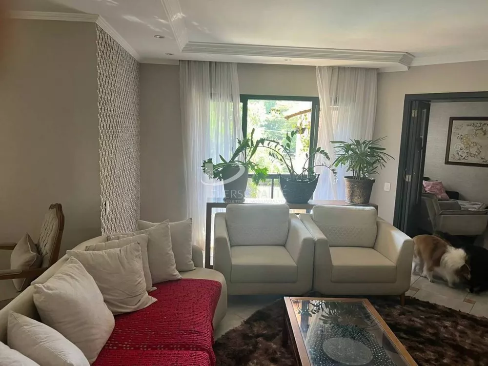 Apartamento à venda com 3 quartos, 190m² - Foto 2