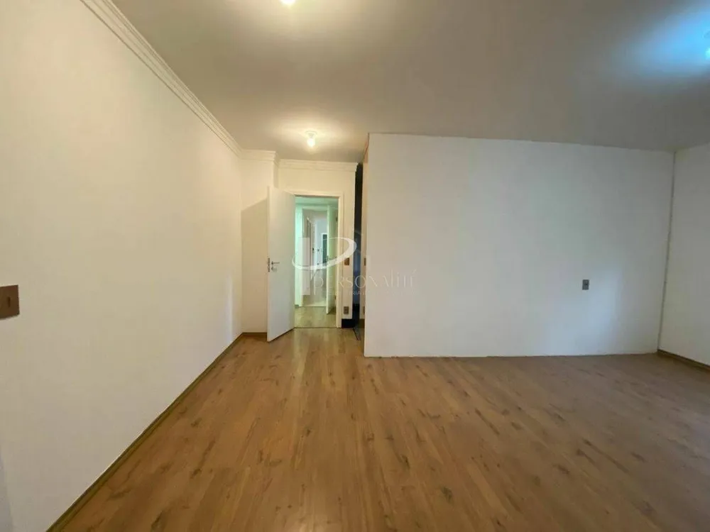 Apartamento, 3 quartos, 225 m² - Foto 2