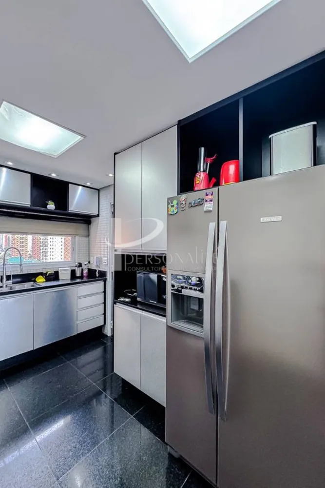 Apartamento, 3 quartos, 227 m² - Foto 2